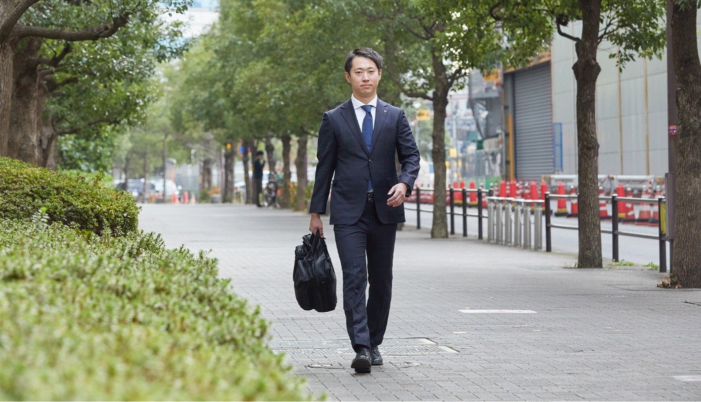 秋村 洋輔
