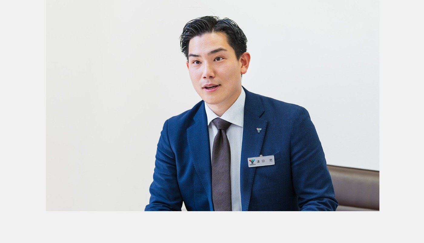 津田 亮