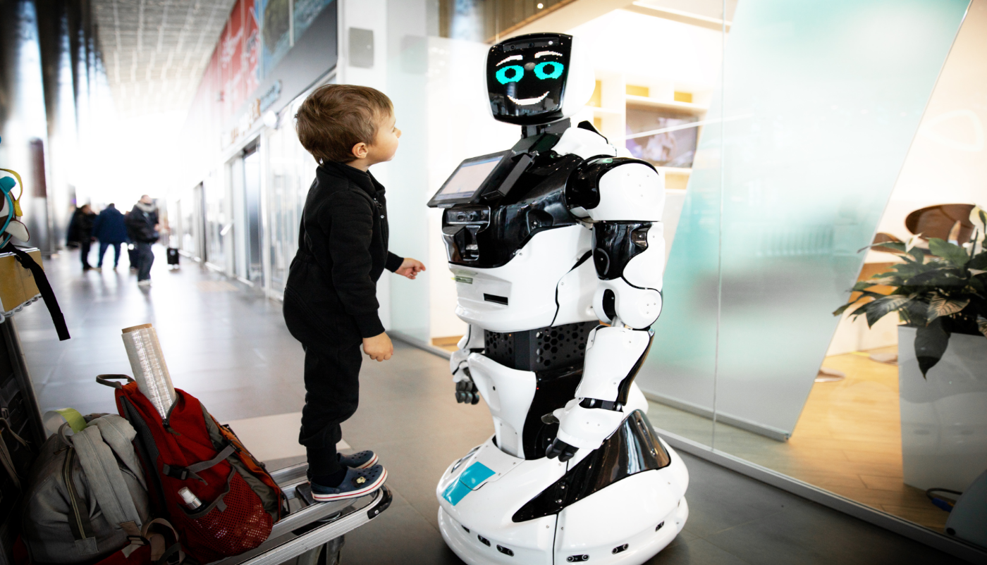 協働ロボットとは？産業用ロボットとの違いやできることを解説