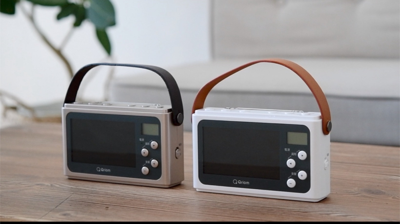 本体画像：手回し充電テレビ+ラジオ JYTM-RTV430