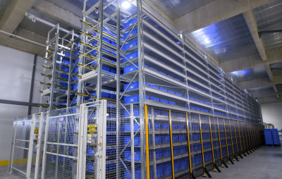 在庫用シャトル自動倉庫