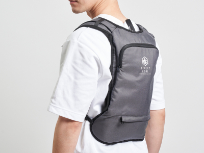 06_DIRECT COOL ベーシックモデル-グレー着用イメージ