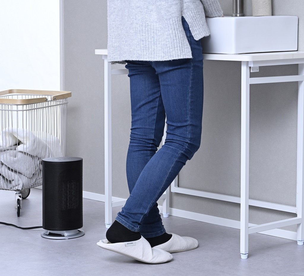 WIDEスリムセラミックファンヒーター」「デザインセラミックファン