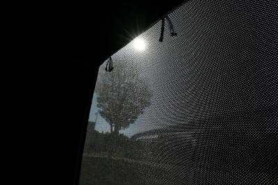 03_パッとサッとキューブライト シースルー(内側から見た際の視界イメージ)