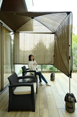 １．日よけ＋目隠しで、庭先を「もう一部屋」に