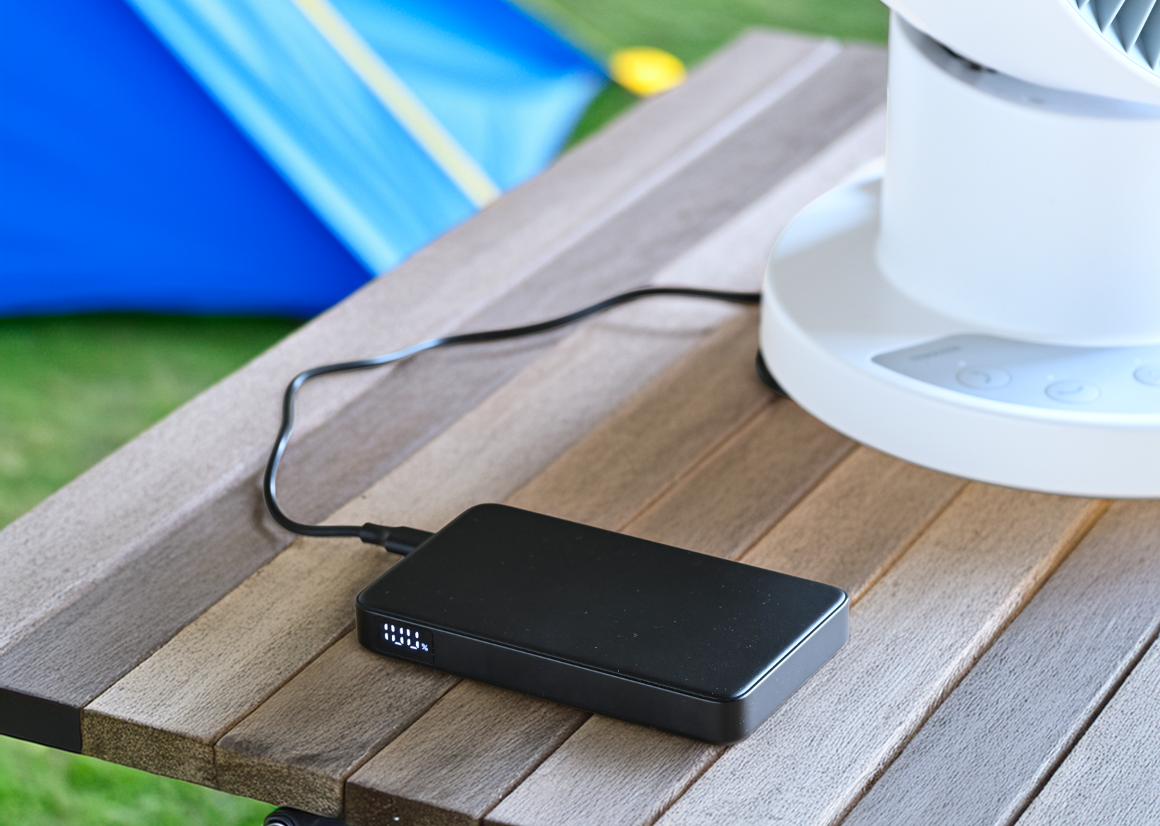 準固体モバイルバッテリー」を新発売 | ニュース | 株式会社山善