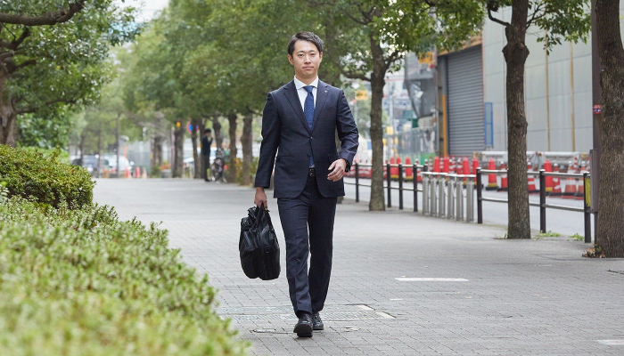 出勤している様子