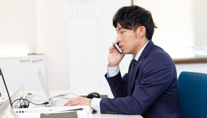 電話する大鴈丸