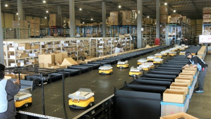 ロジス関東で導入したロボットソーター「t-Sort」
