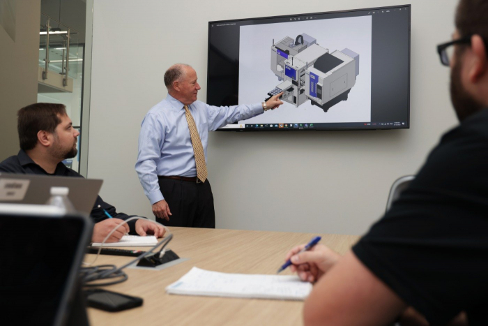 オートメーション部門のミーティング風景