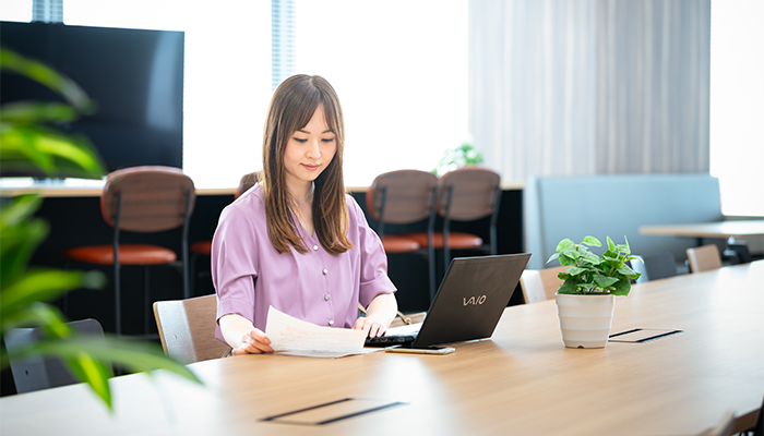 業務に取り組む様子