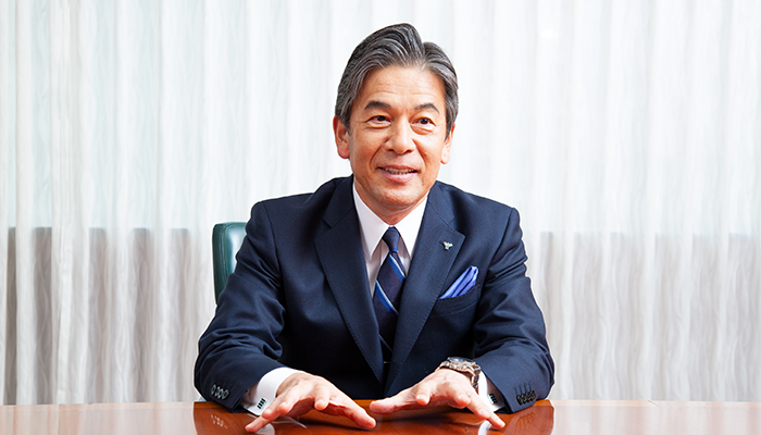 山善のDNAについて語る岸田貢司