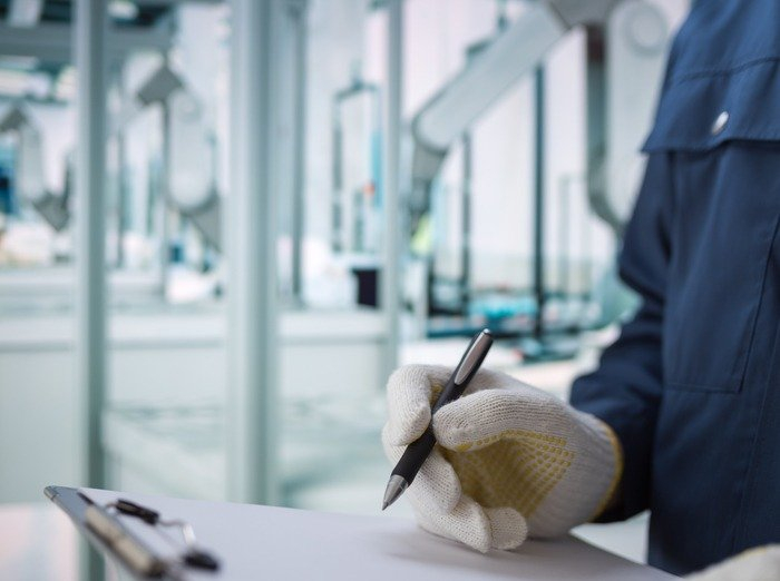 【5ステップ】工場の自動化を実現するには