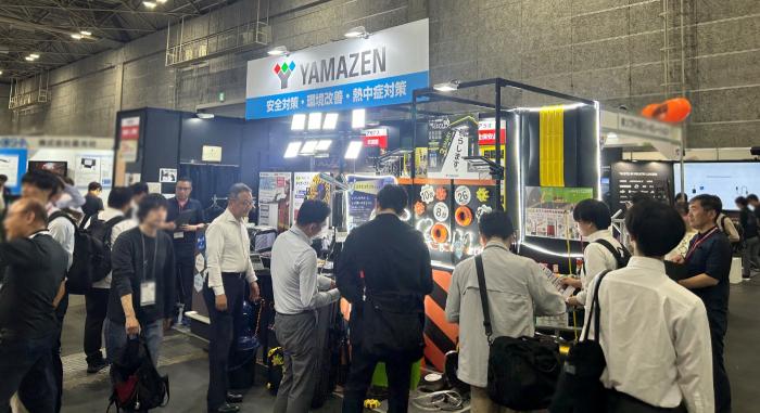 鉄道関連のユーザーが来場する「鉄道技術展・大阪」（2026年5月27-29日）に出展した山善ブースの様子