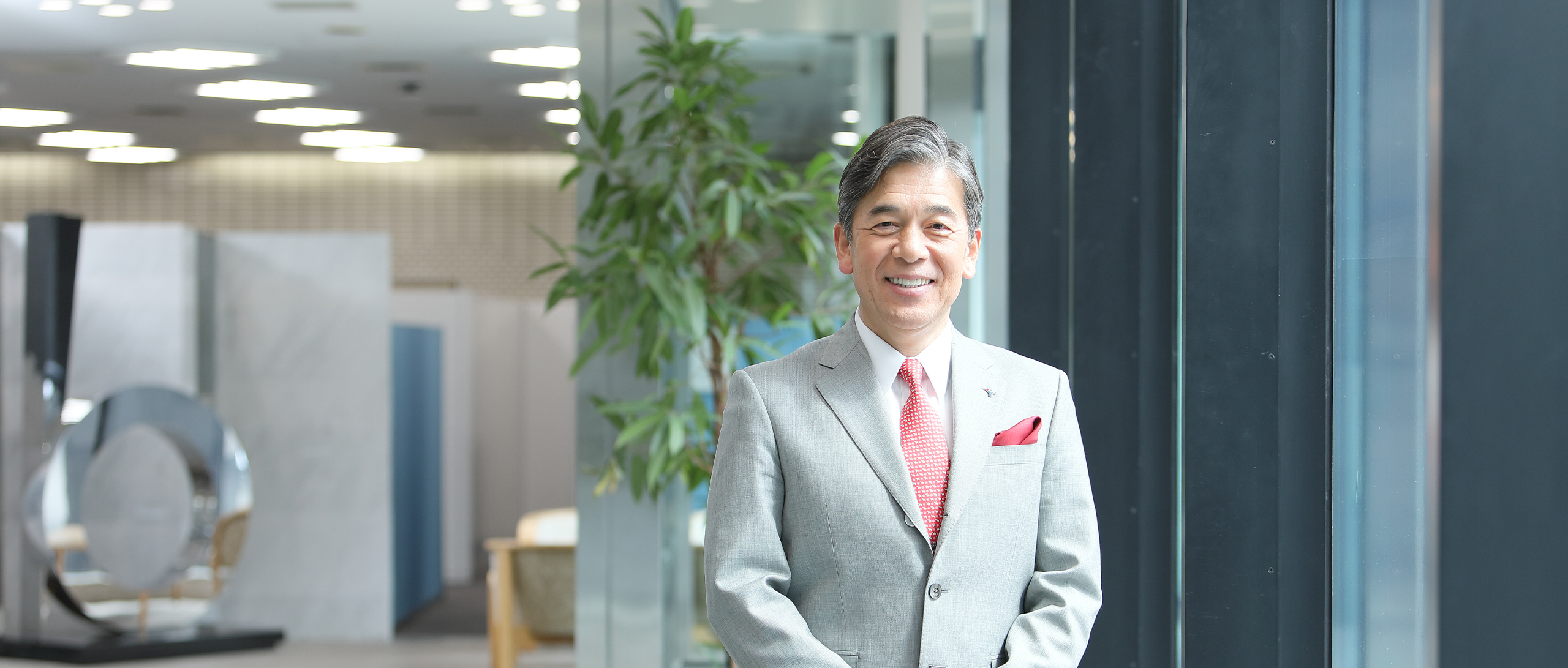 株式会社山善 代表取締役社長 岸田 貢司
